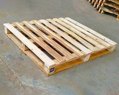 Wooden pallet