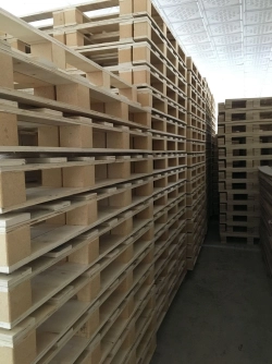 Wooden pallet